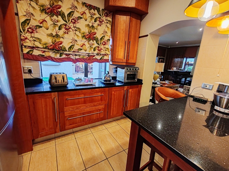 4 Bedroom Property for Sale in Van Der Hoff Park North West